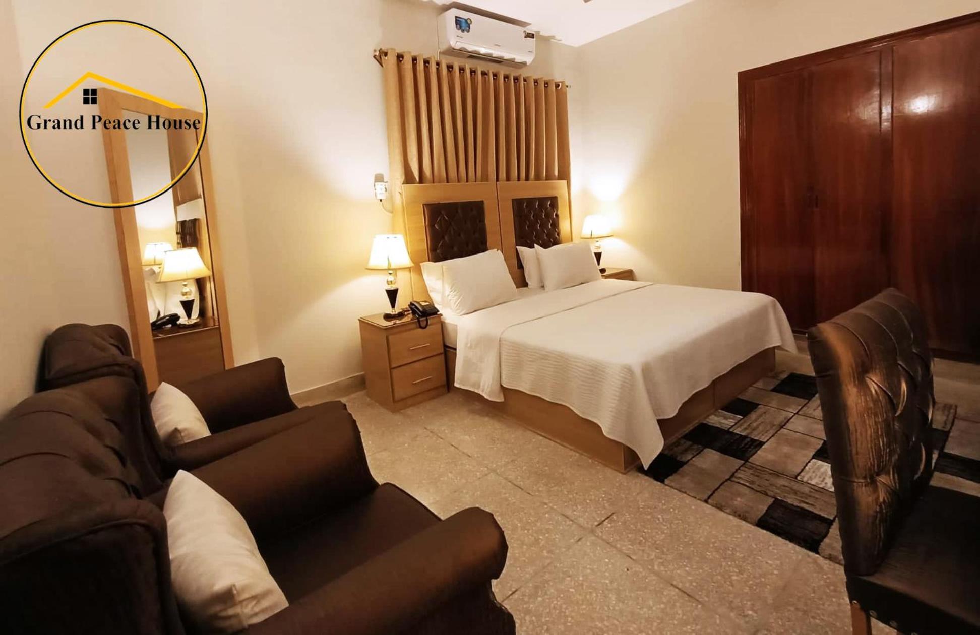 Bed and Breakfast Grand Peace House II Islamabad Esterno foto