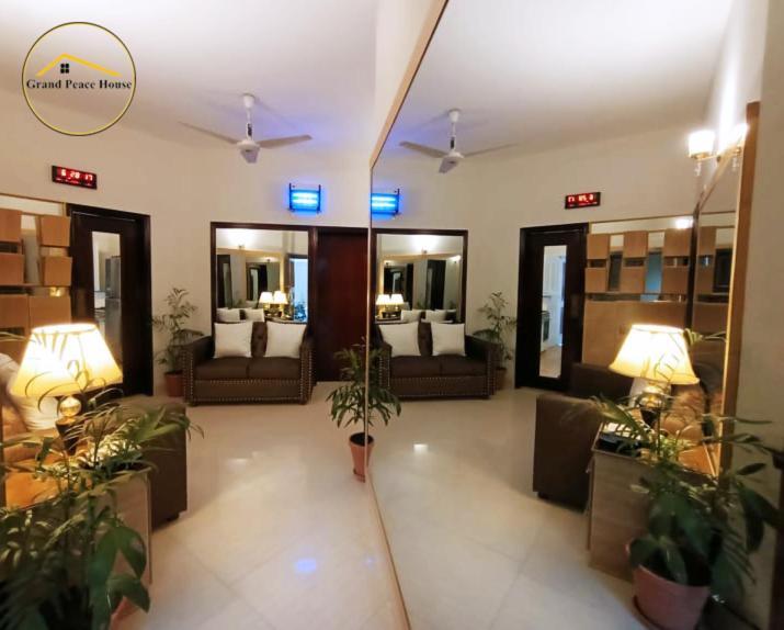 Bed and Breakfast Grand Peace House II Islamabad Esterno foto