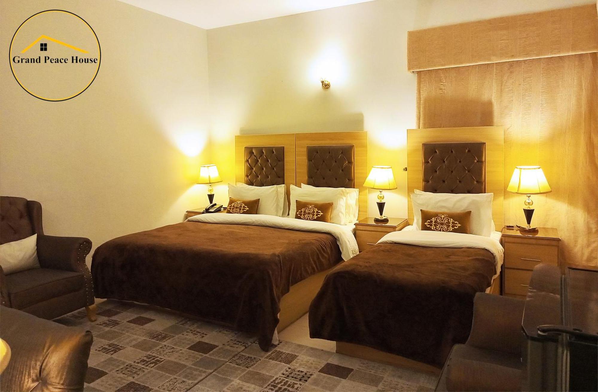 Bed and Breakfast Grand Peace House II Islamabad Esterno foto